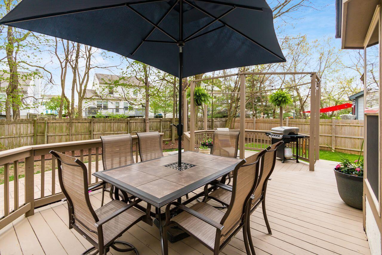 5687 Red Bend Lane