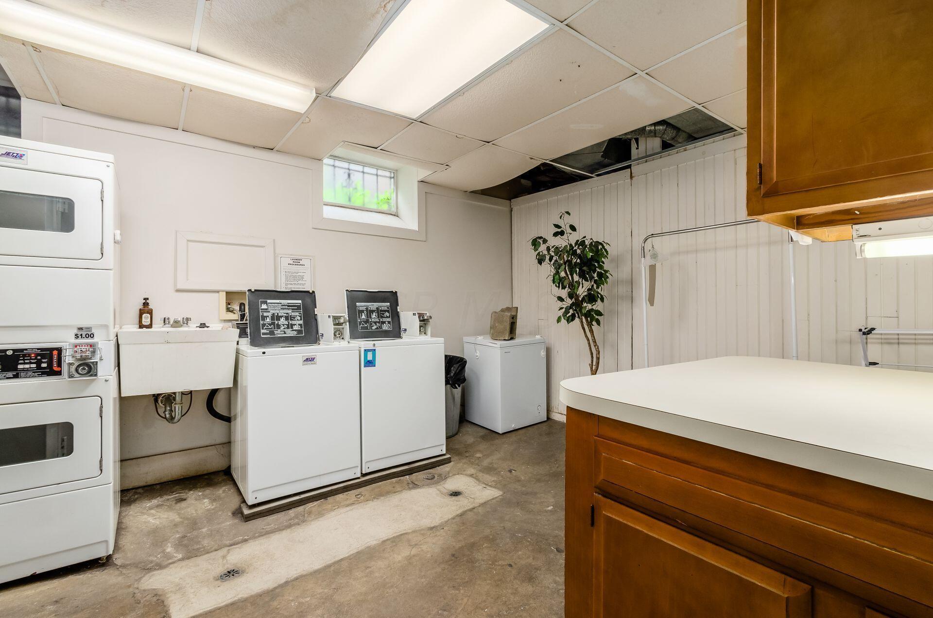 964 Madison Avenue, B