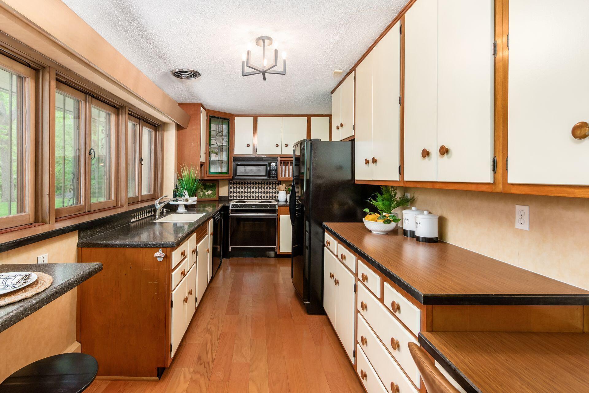 5901 Cooper Road