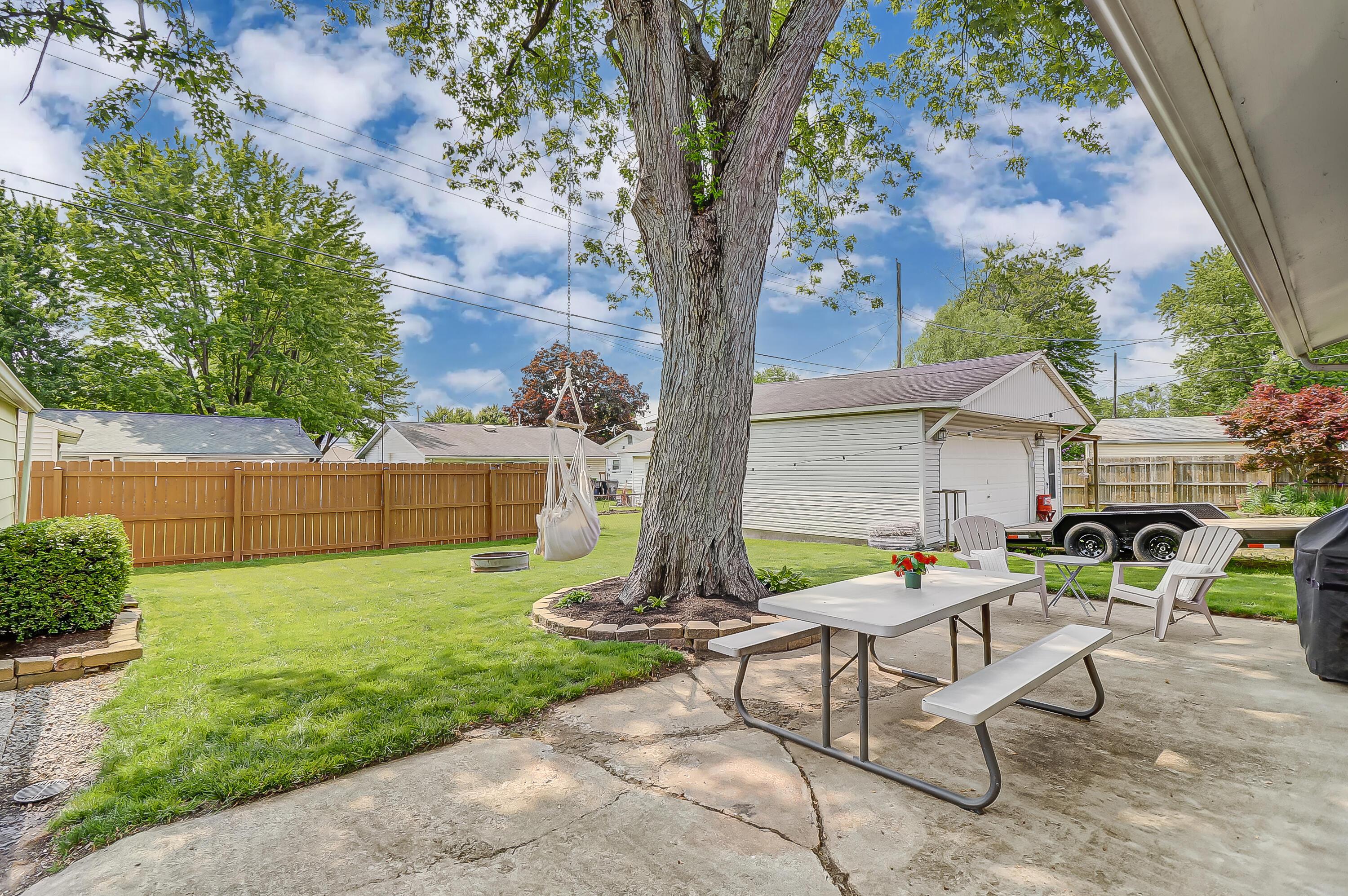121 Saratoga Drive