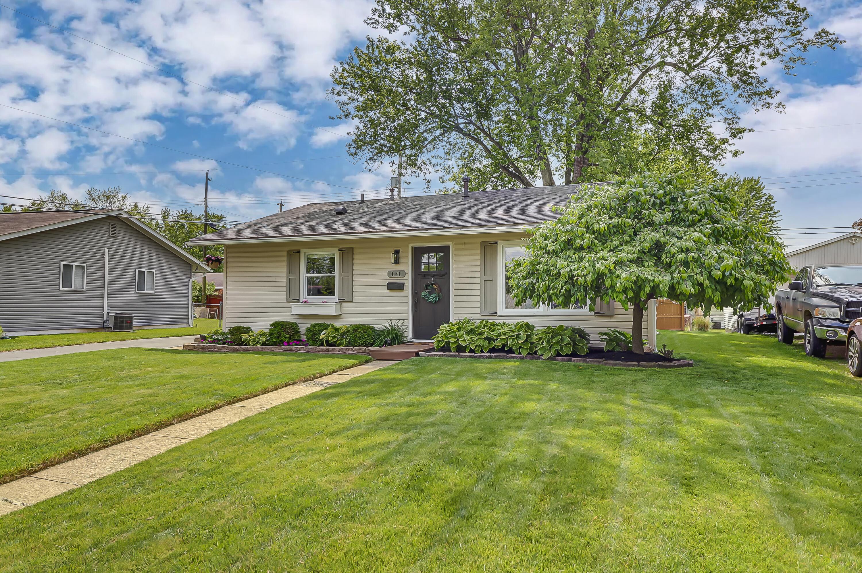 121 Saratoga Drive