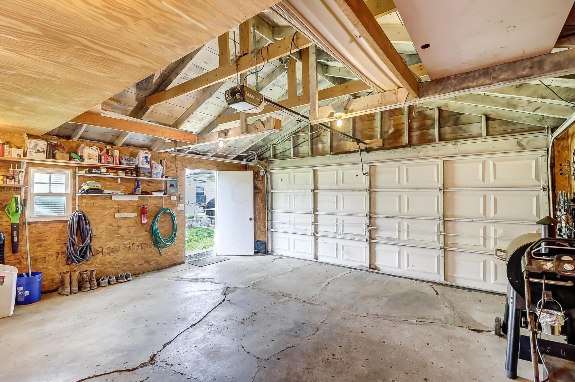 121 Saratoga Drive
