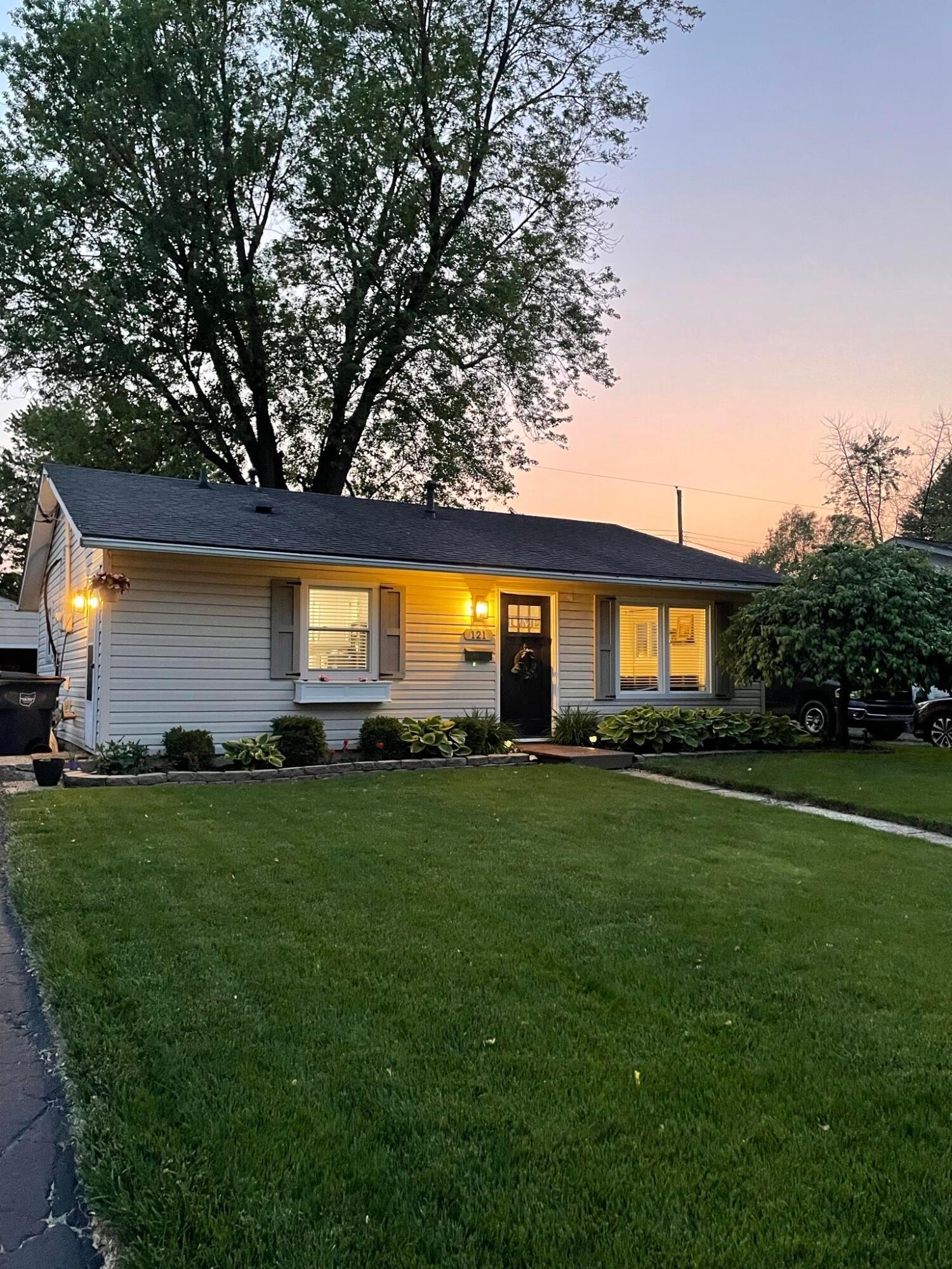 121 Saratoga Drive