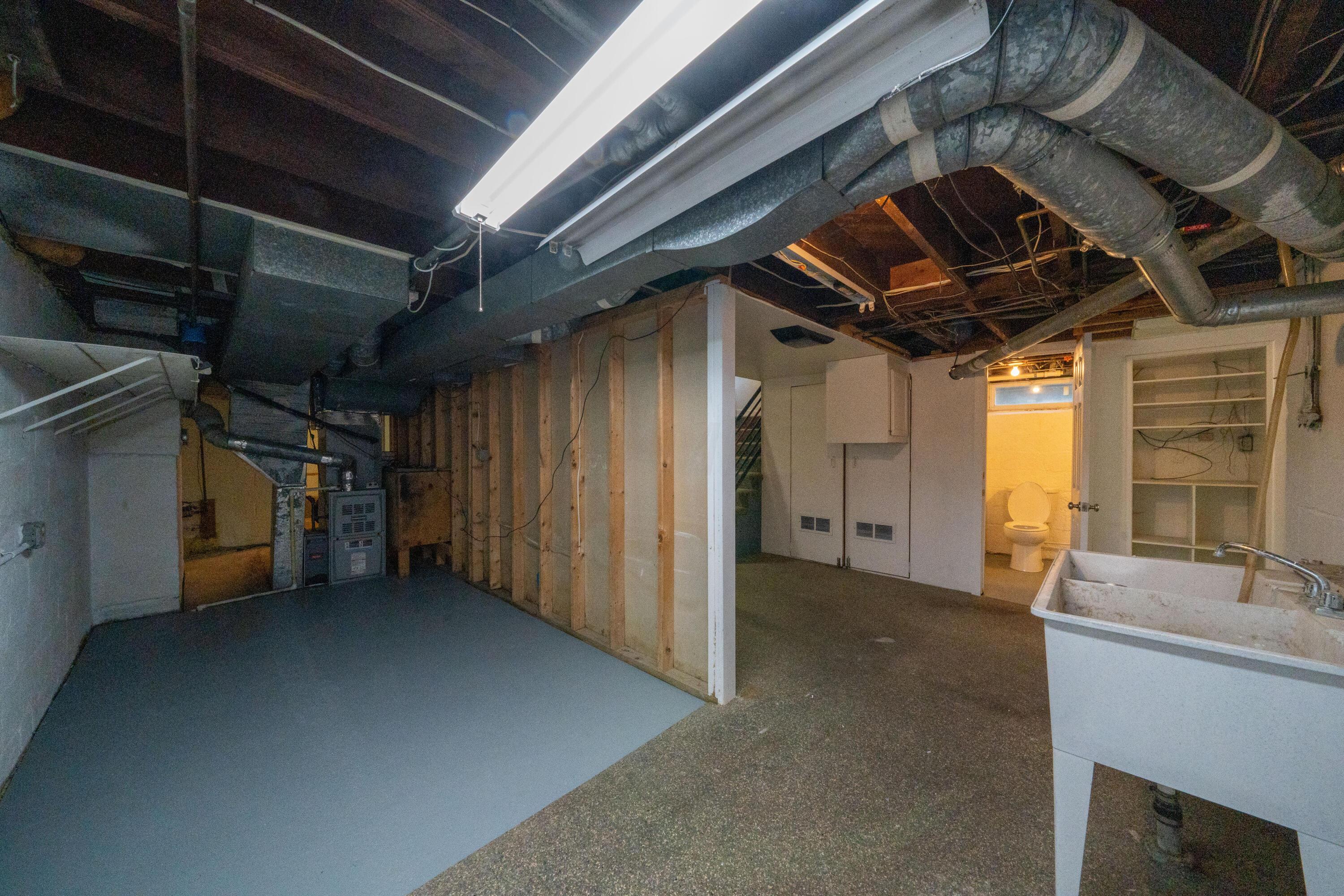 3000 Kenlawn Street