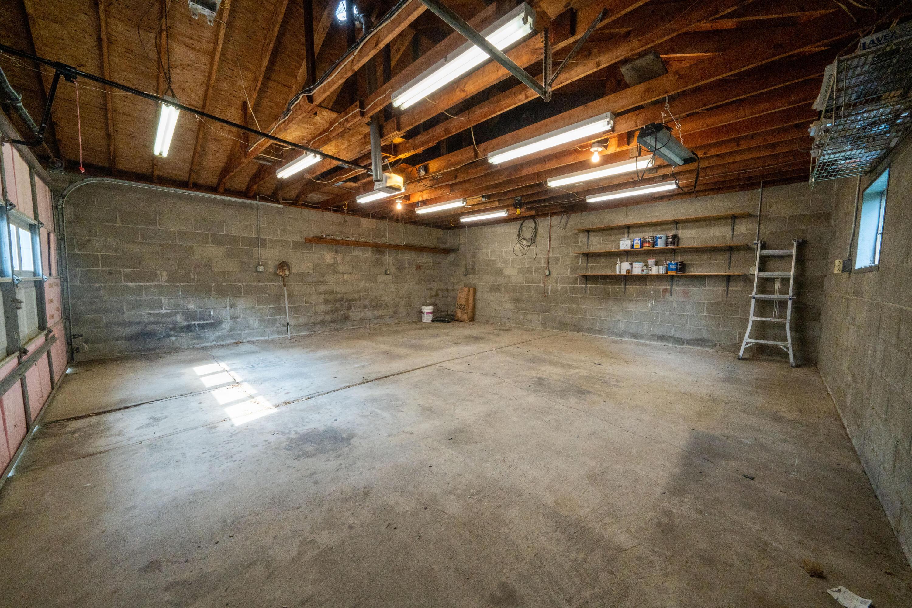 3000 Kenlawn Street