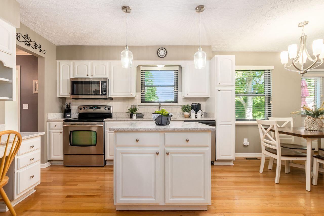 262 Leighway Drive