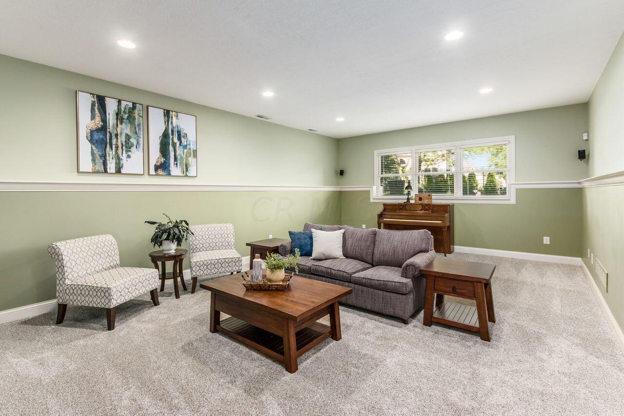 6367 Spring Run Drive