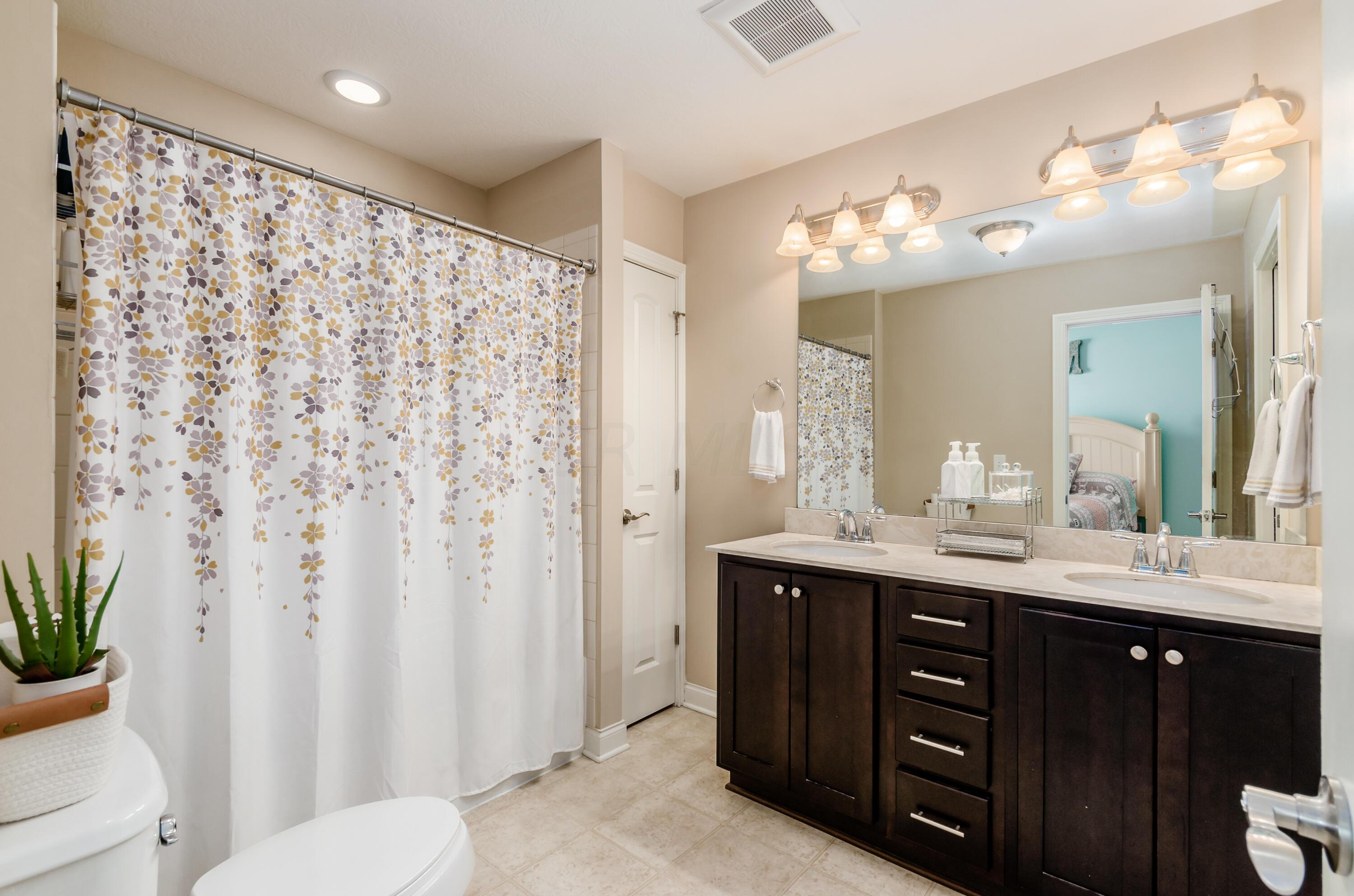 5740 Albany Reserve Drive