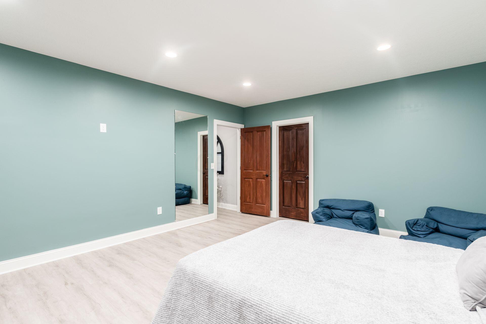 7396 Overland Trail