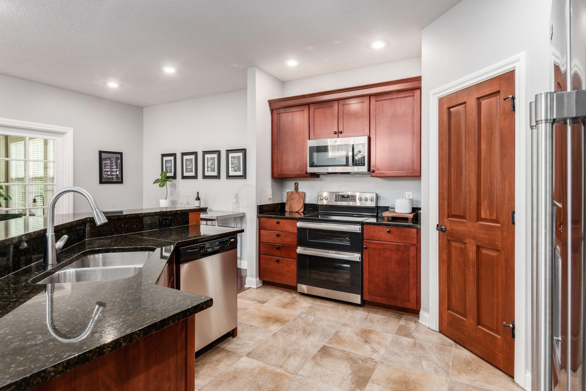 7396 Overland Trail