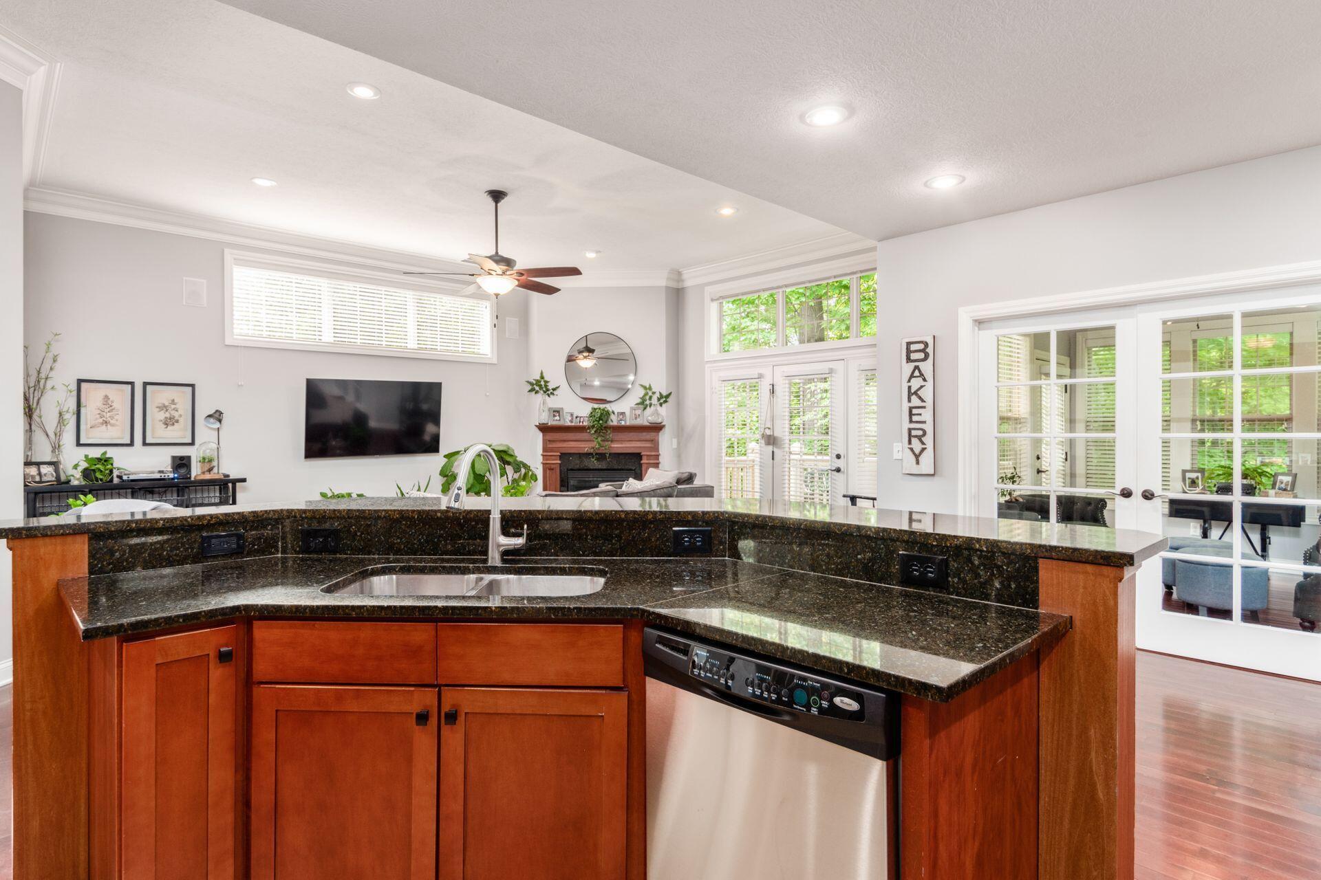 7396 Overland Trail