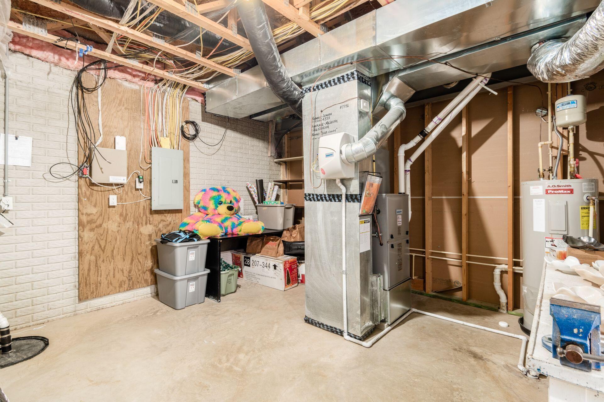 7396 Overland Trail