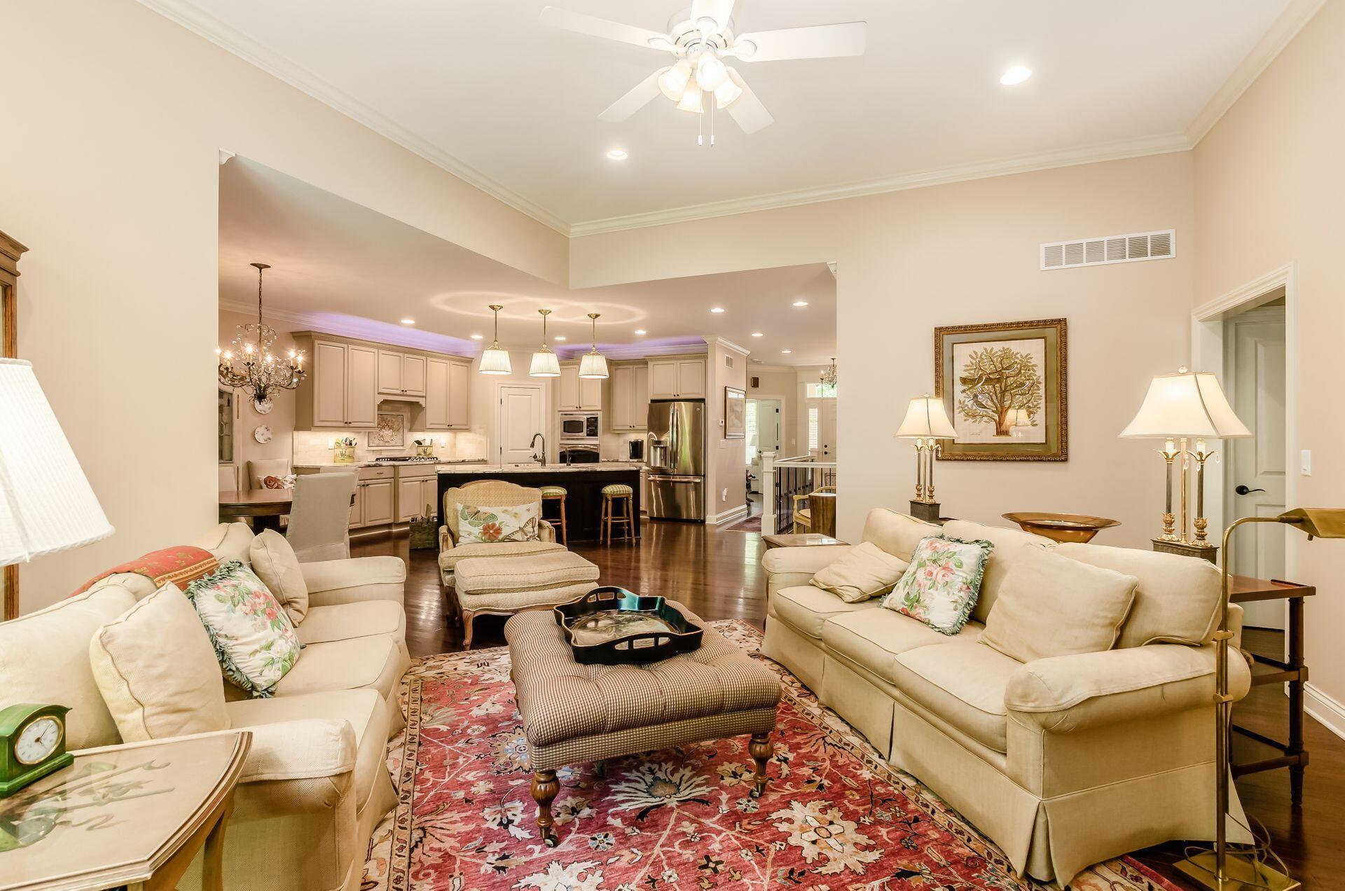 393 Ridgemoor Lane