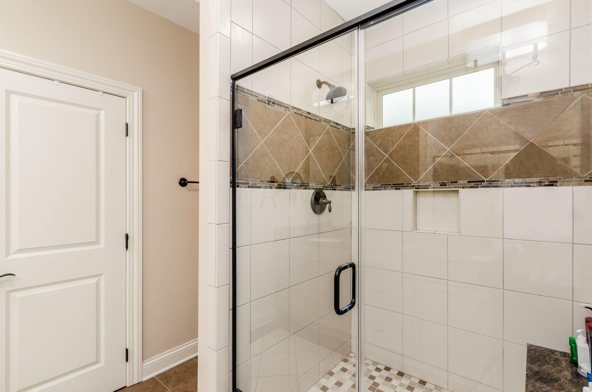 393 Ridgemoor Lane