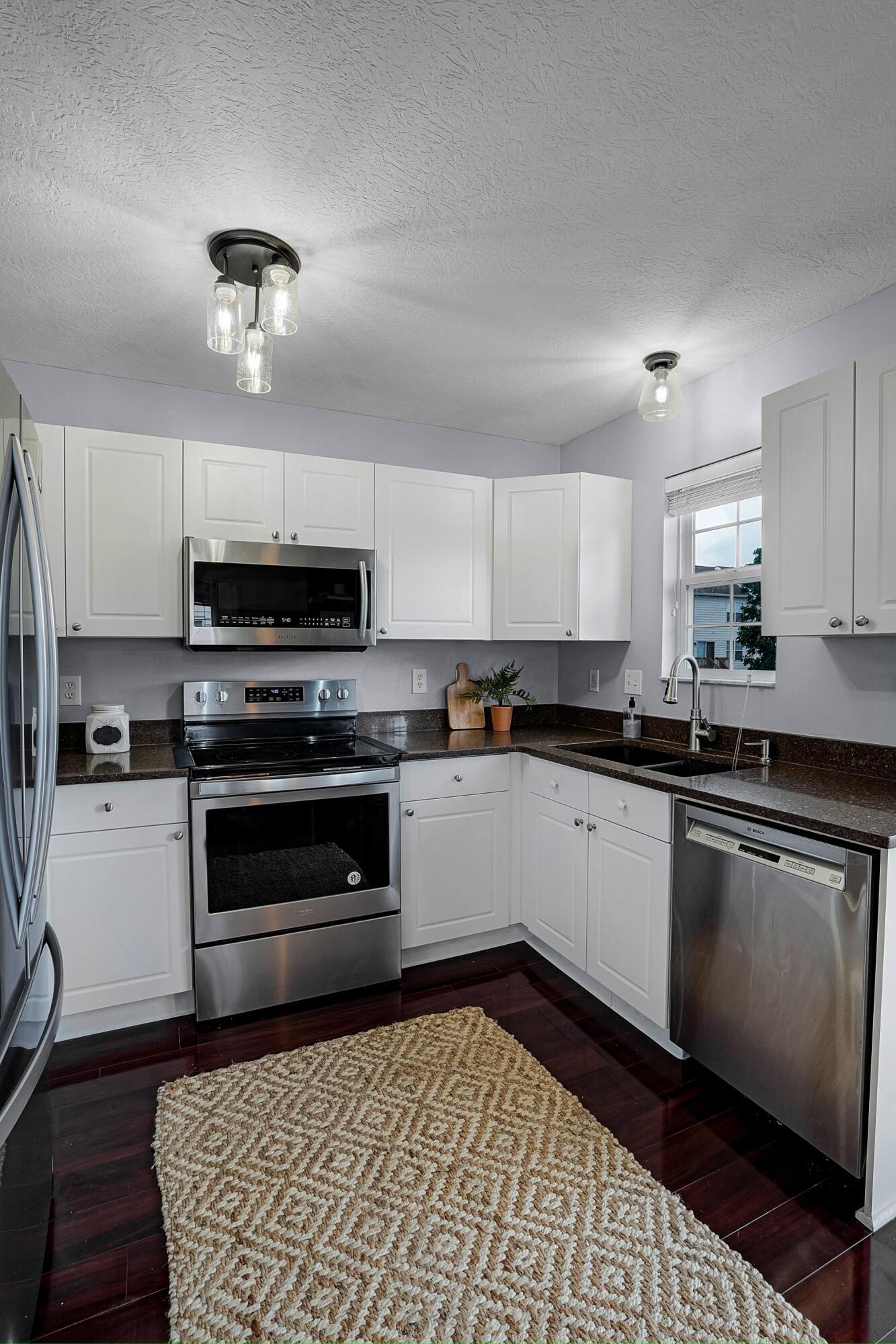 5818 Aristides Way, 10-581