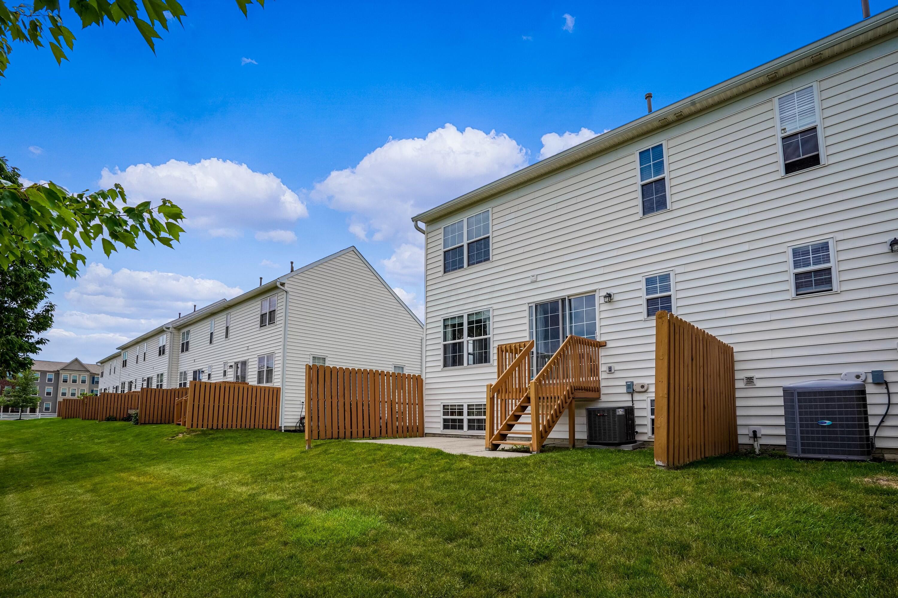 5818 Aristides Way, 10-581