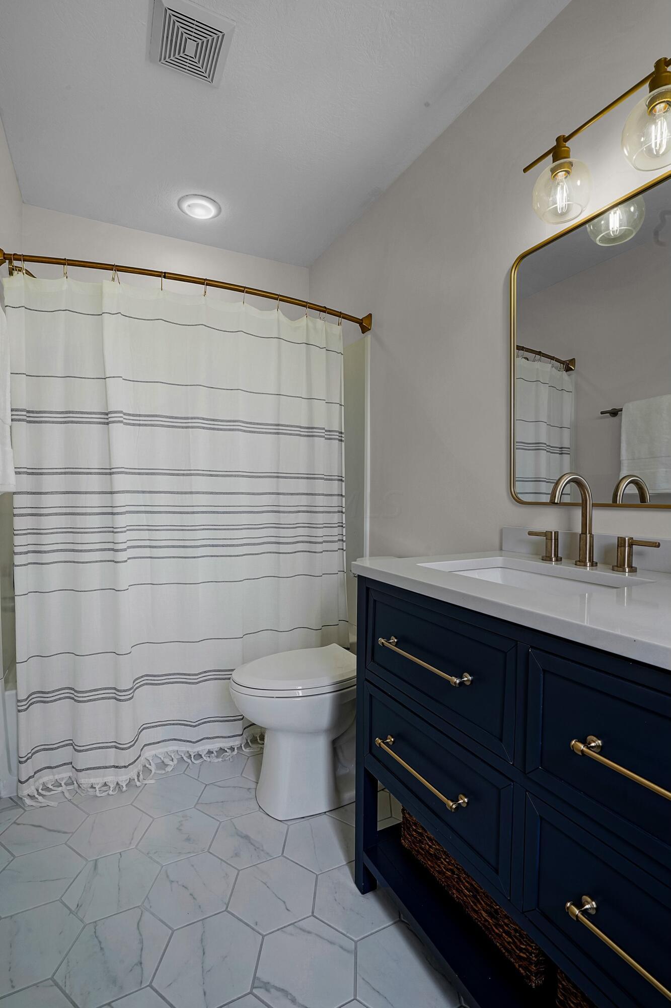 5818 Aristides Way, 10-581