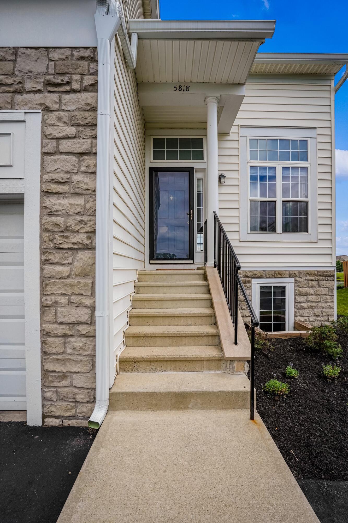 5818 Aristides Way, 10-581