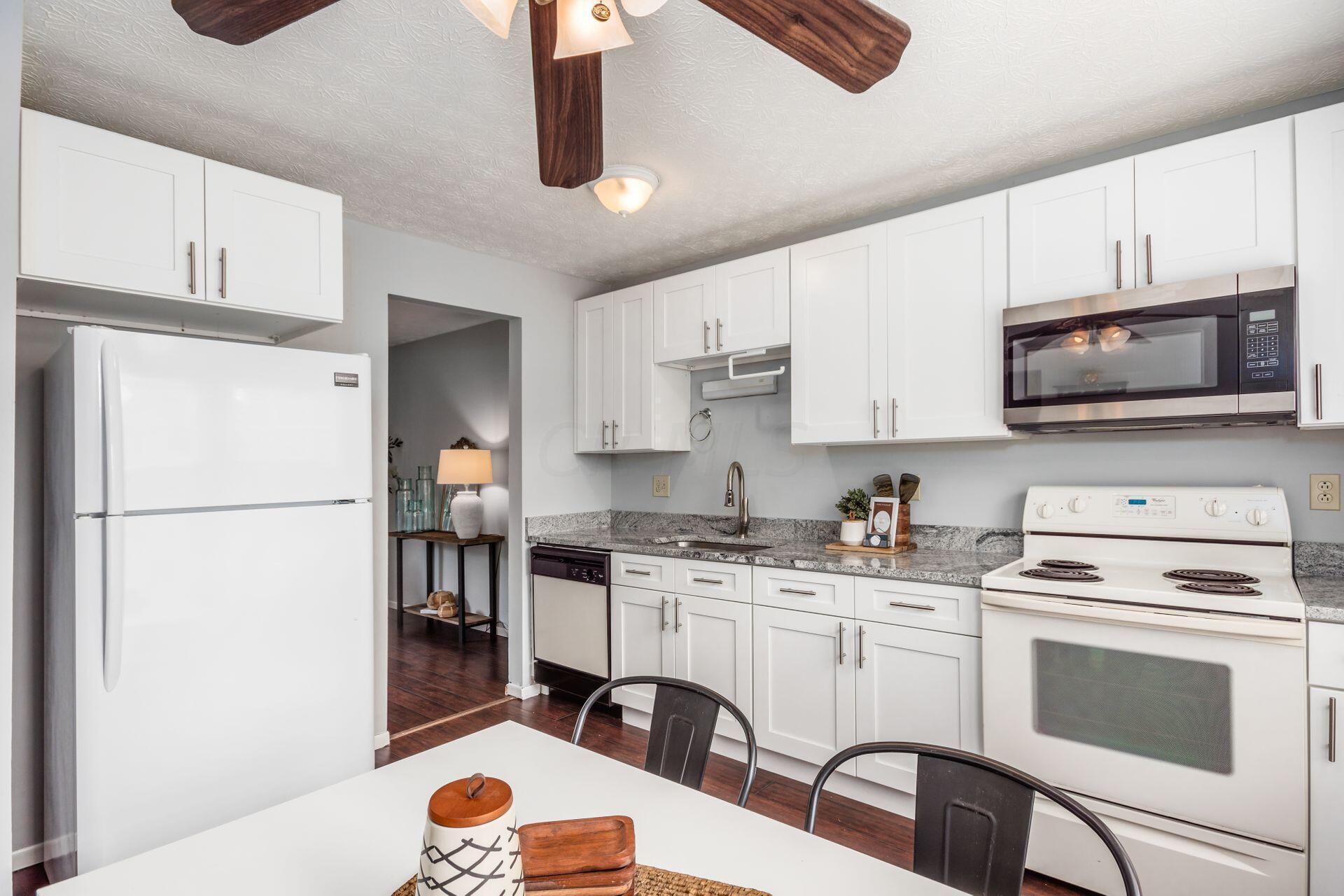 8290 Lariat Court