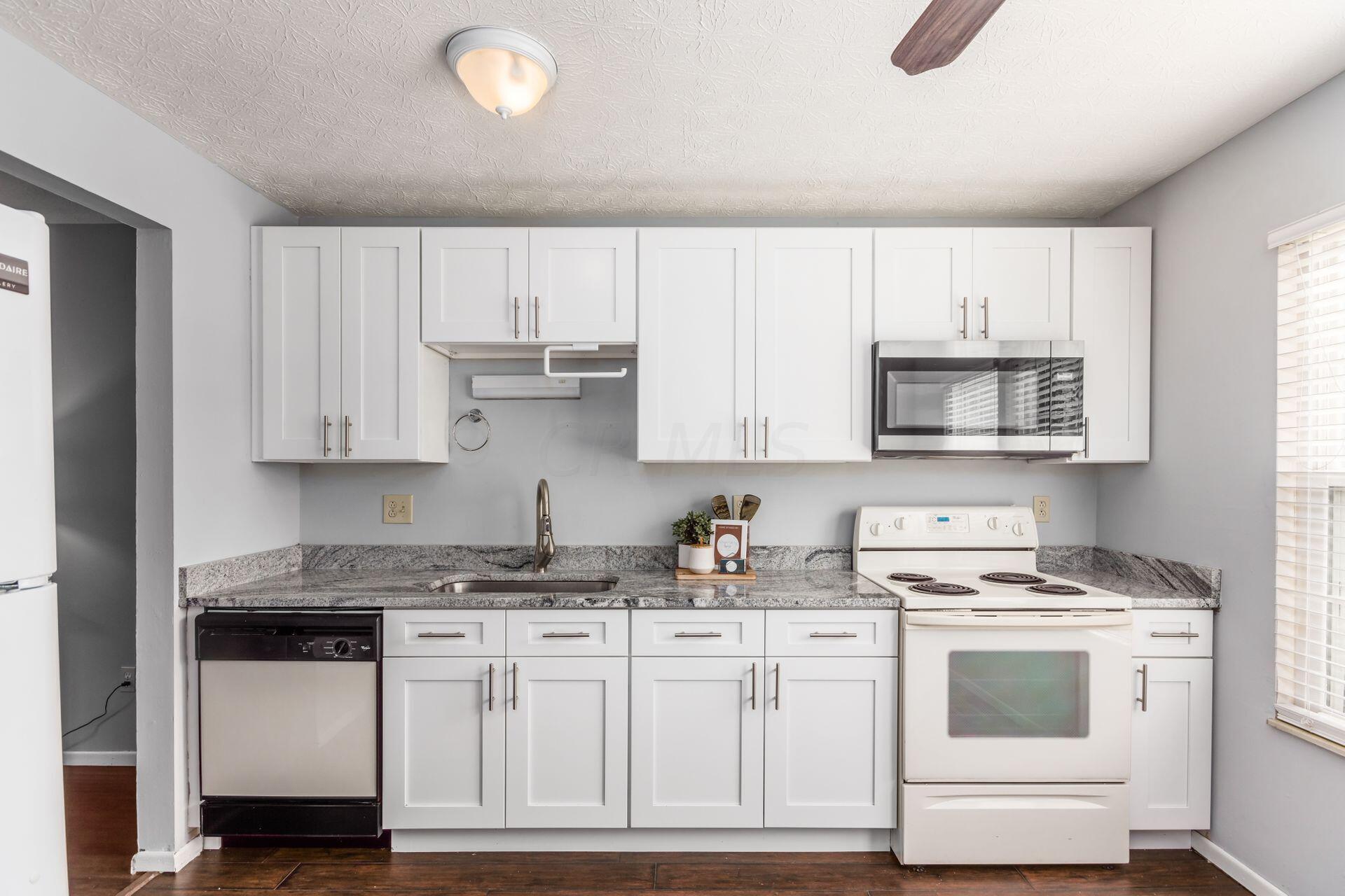 8290 Lariat Court