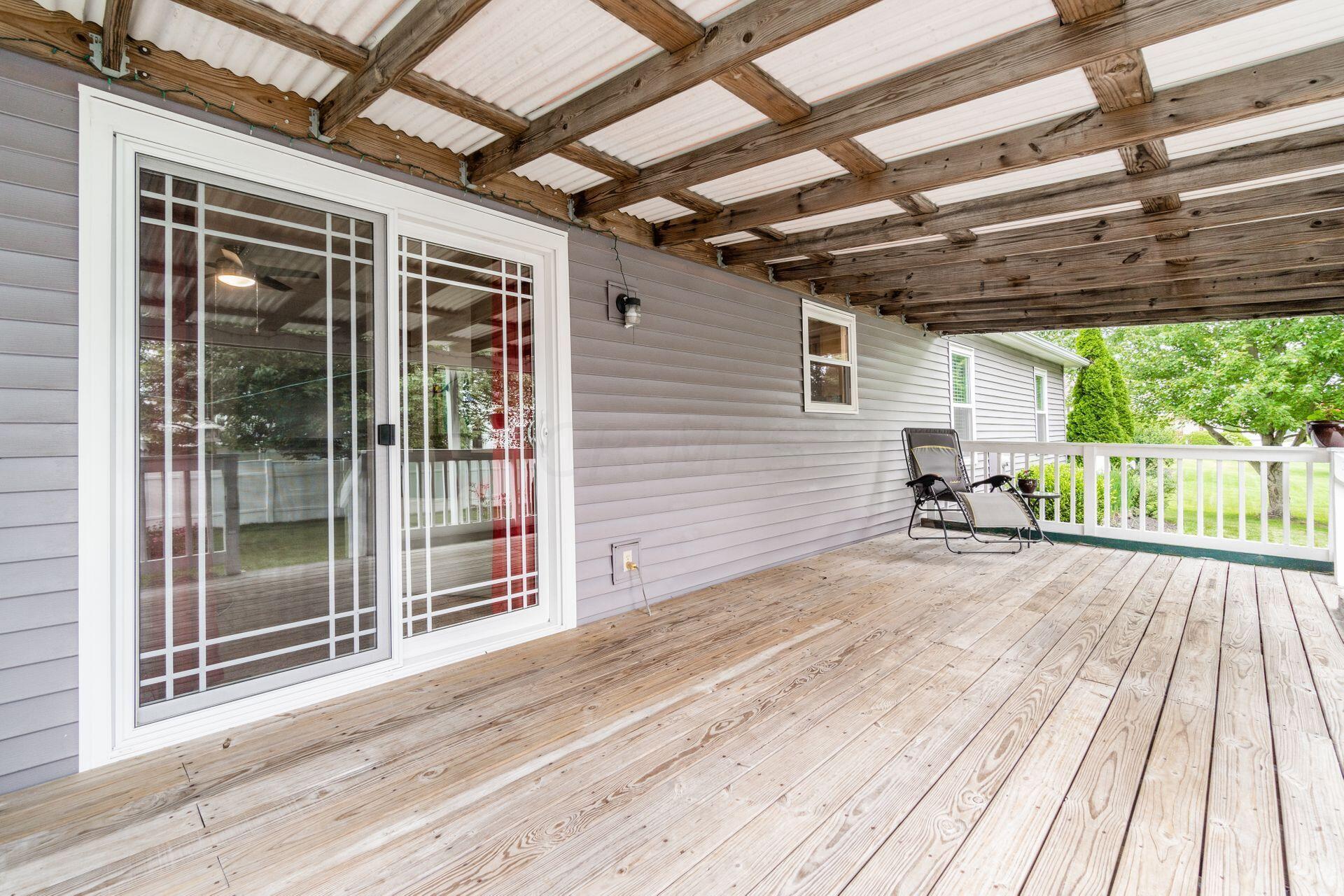 937 Glyn Jones Court