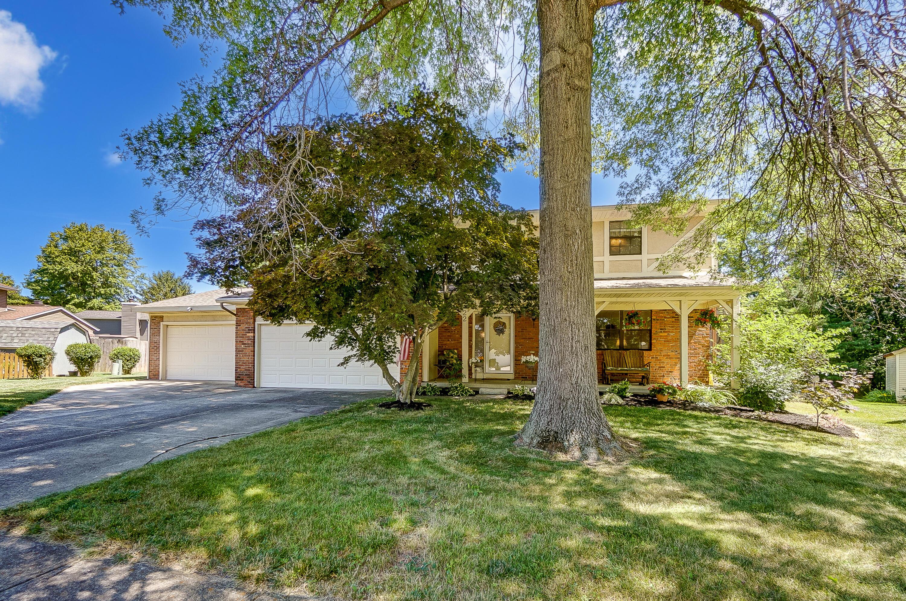 22 Walnut View Court S