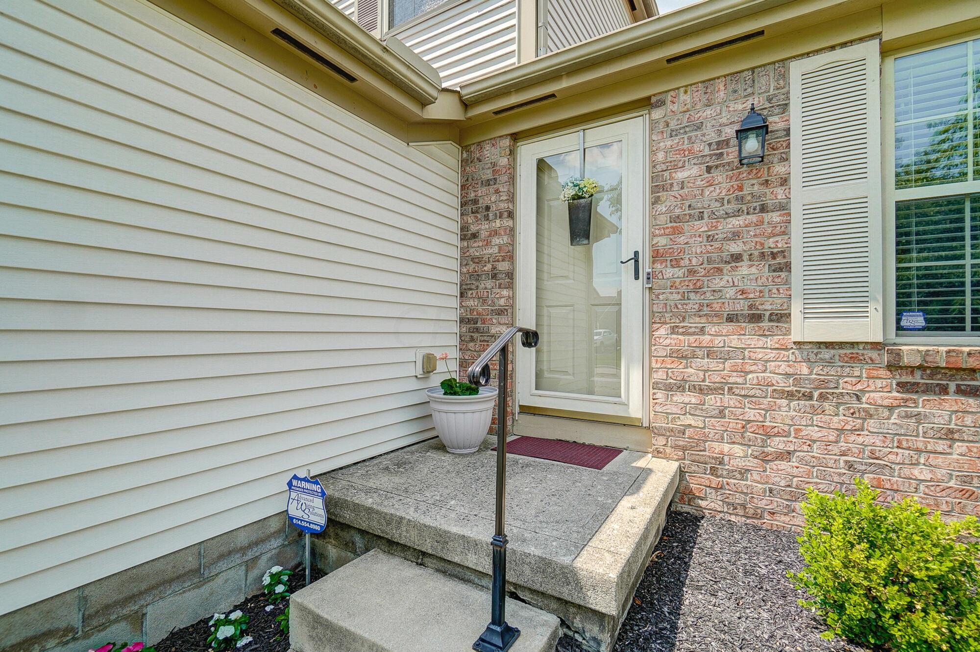 3323 Darby Glen Boulevard