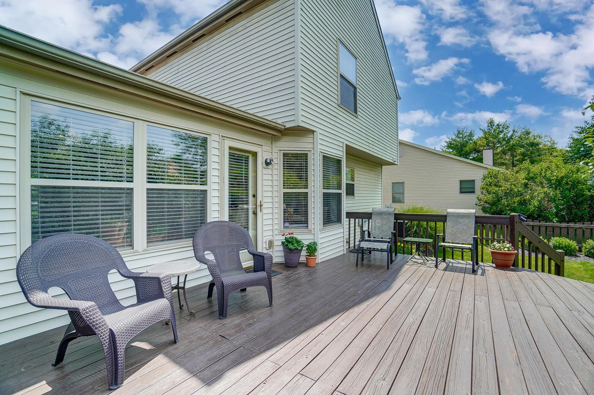 3323 Darby Glen Boulevard