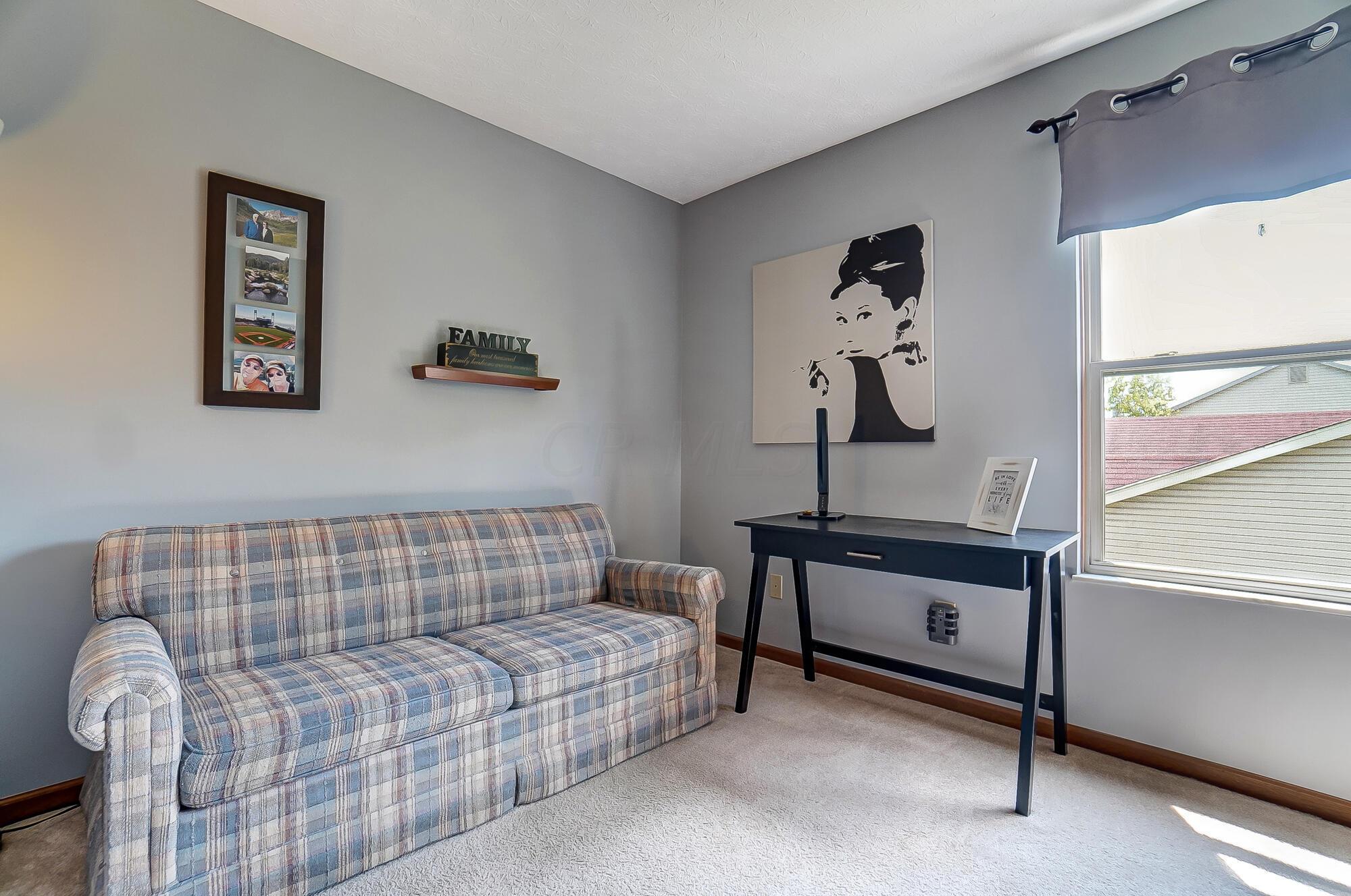 3323 Darby Glen Boulevard