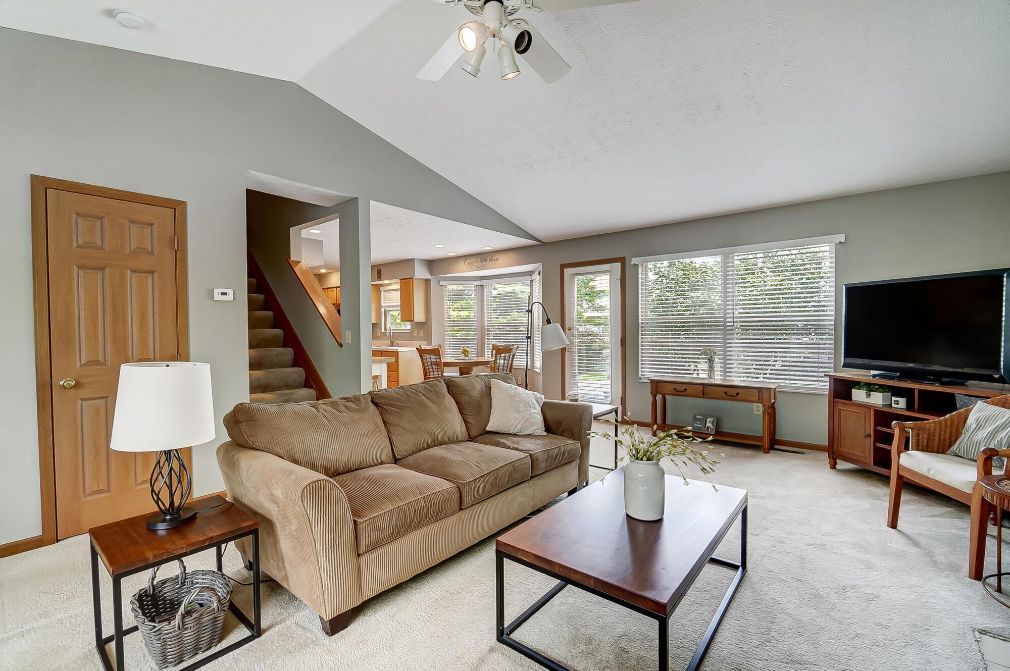 3323 Darby Glen Boulevard