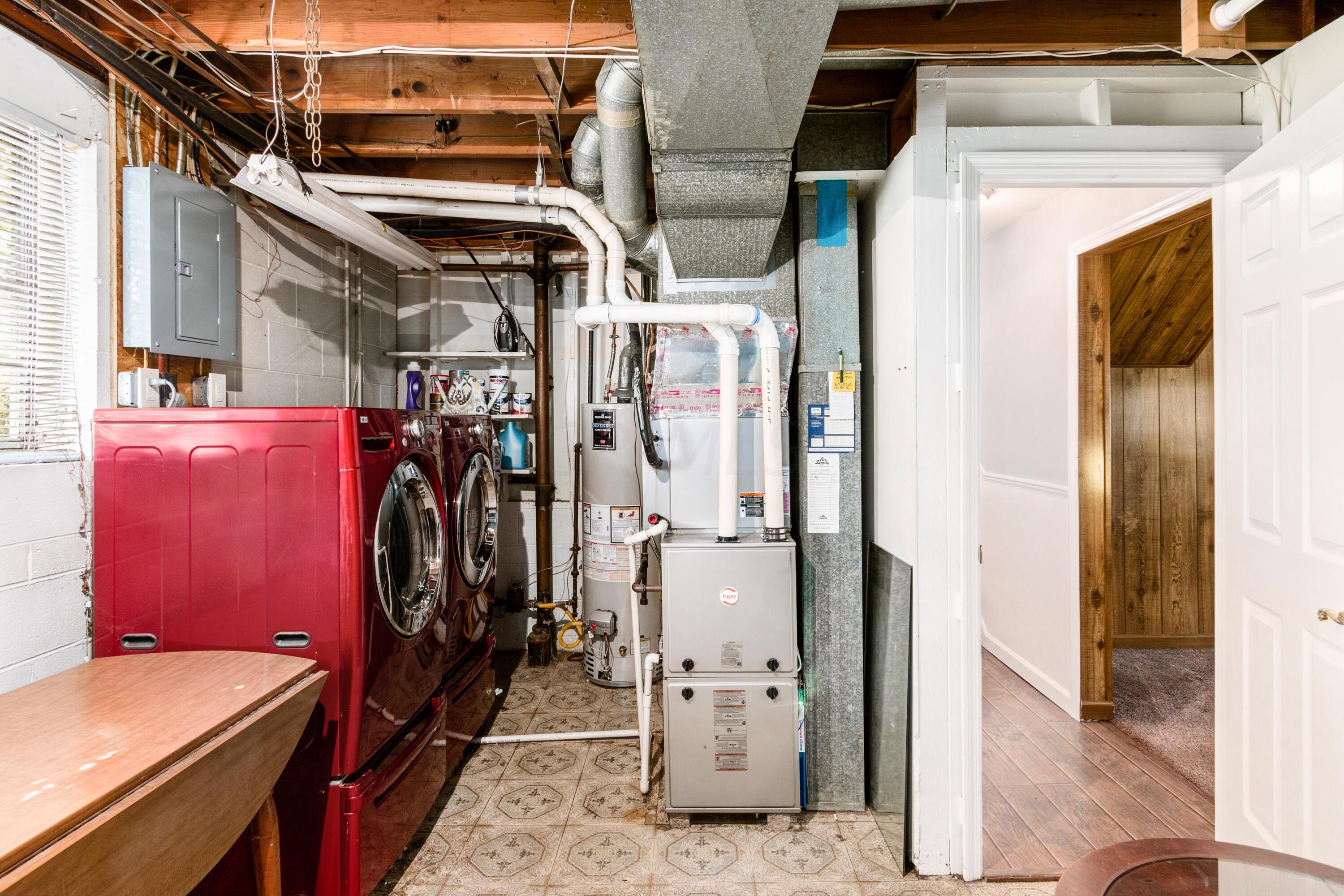 440 Deerwood Avenue E