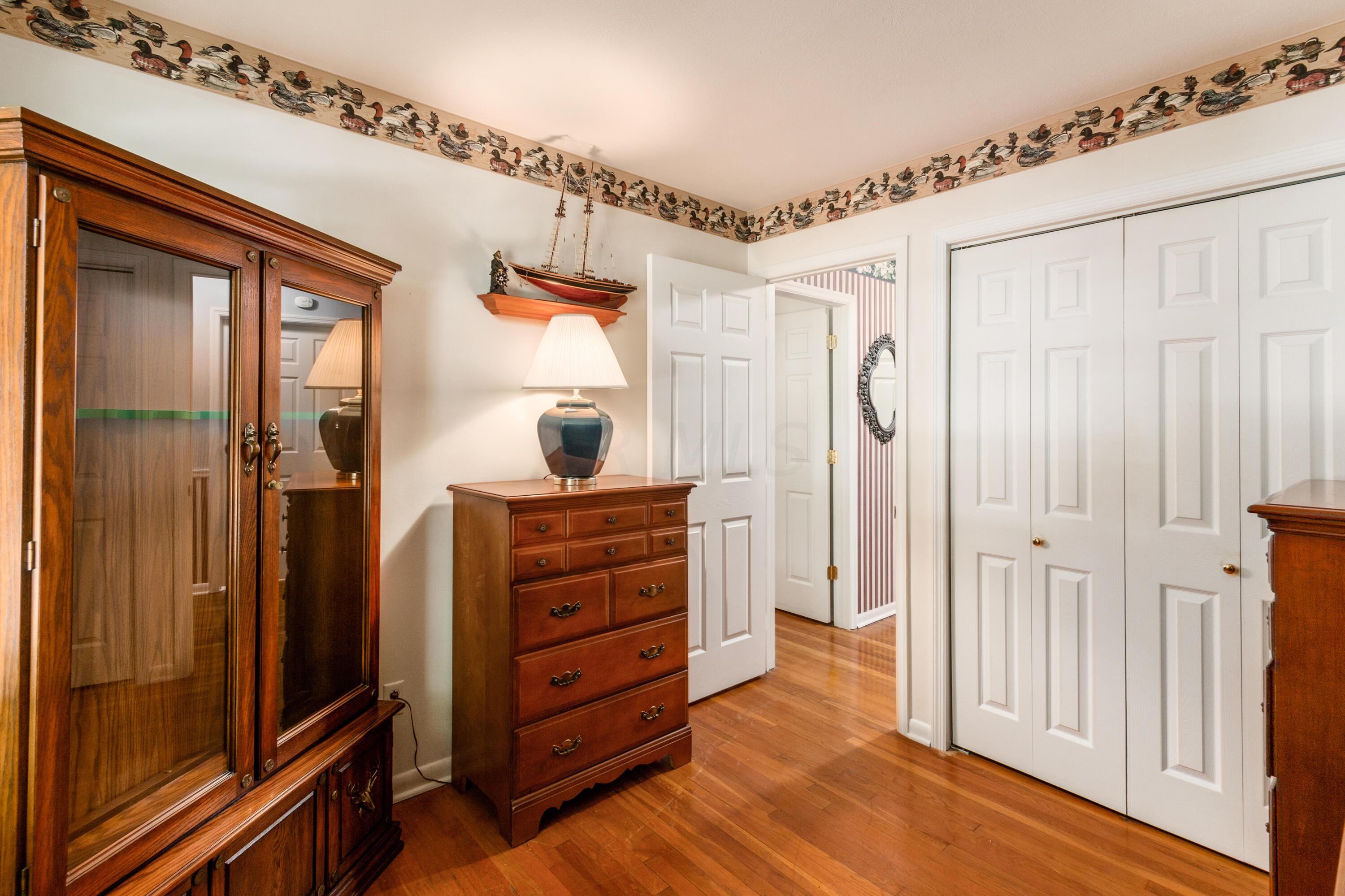 440 Deerwood Avenue E