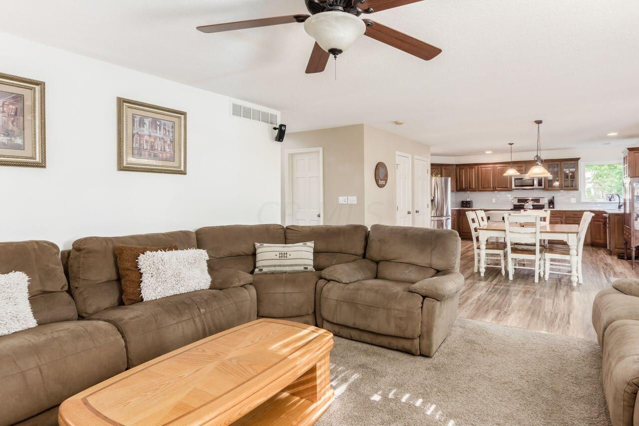 36 Leafy Knoll Way