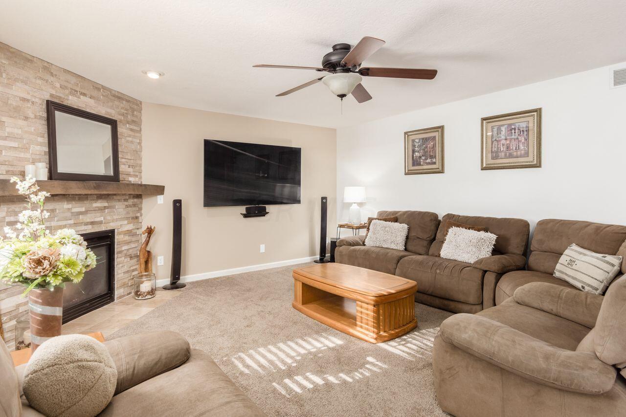 36 Leafy Knoll Way