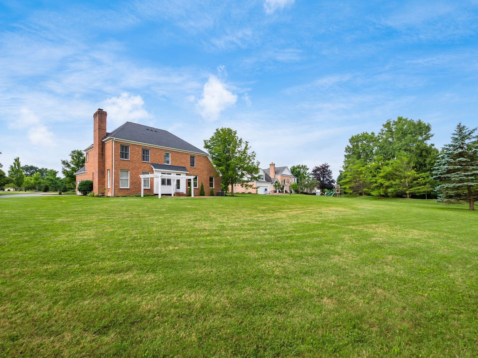 5075 Highland Lakes Avenue