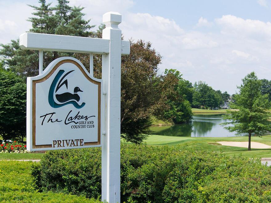 5075 Highland Lakes Avenue