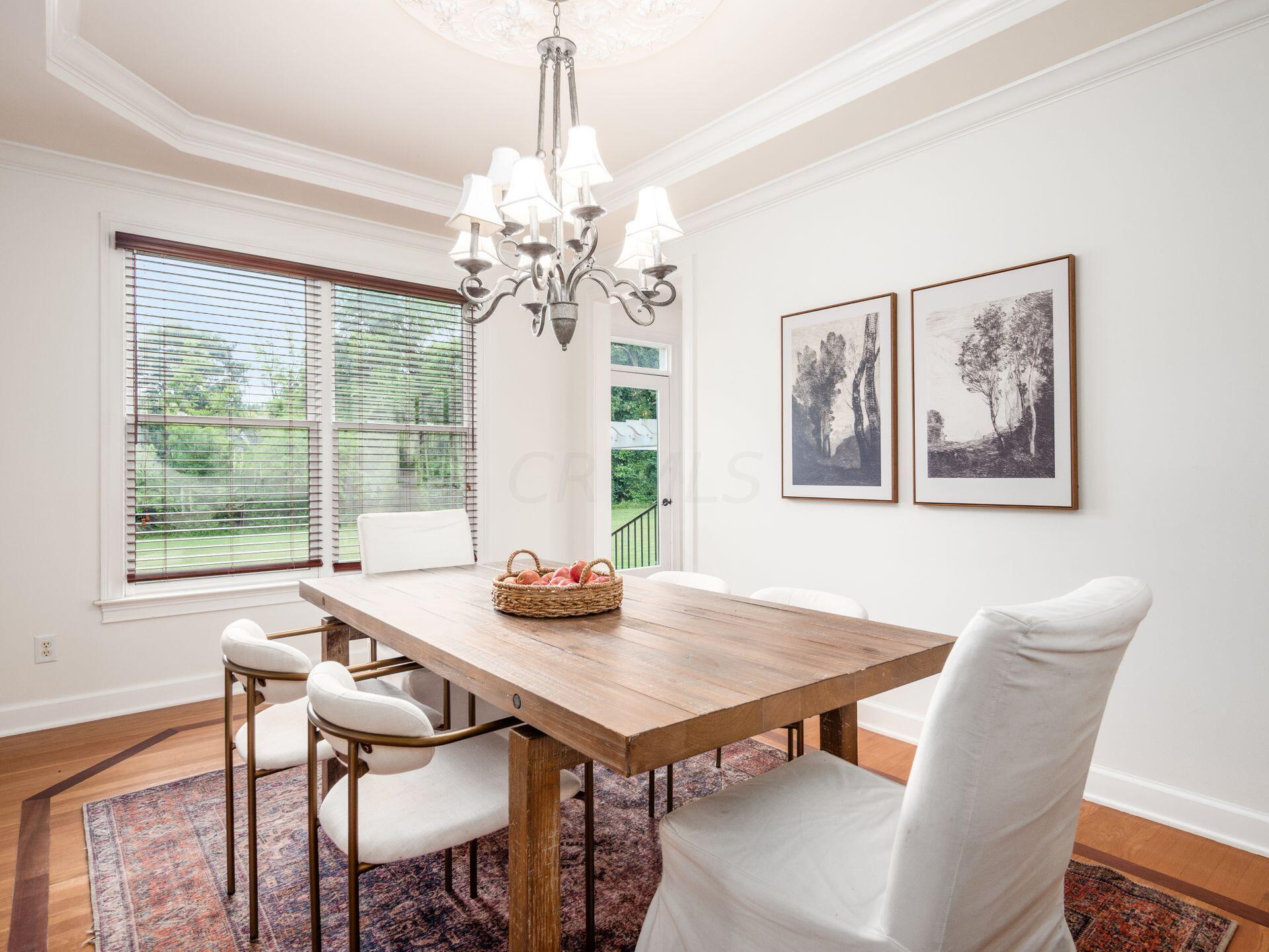 5075 Highland Lakes Avenue