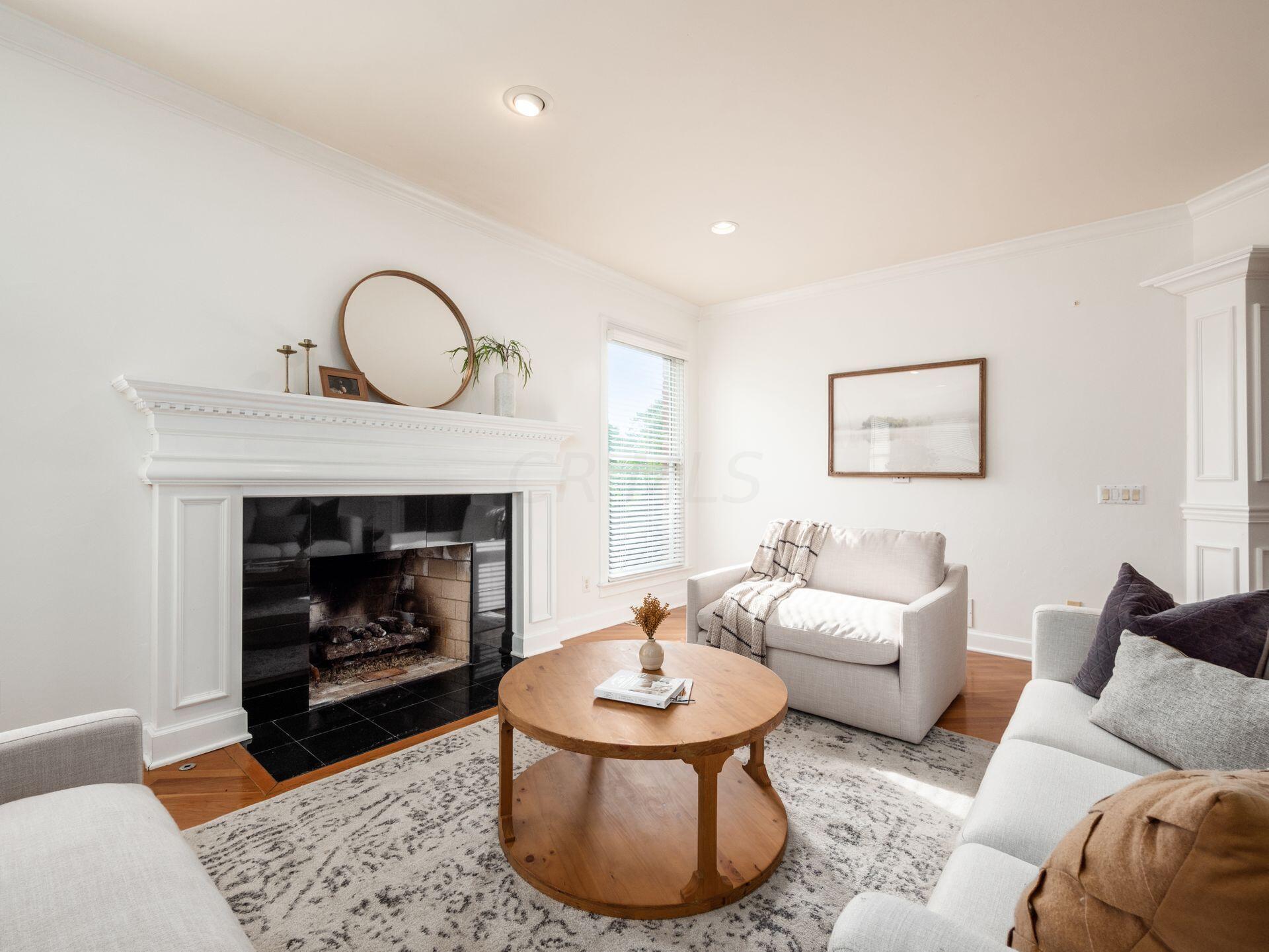 5075 Highland Lakes Avenue