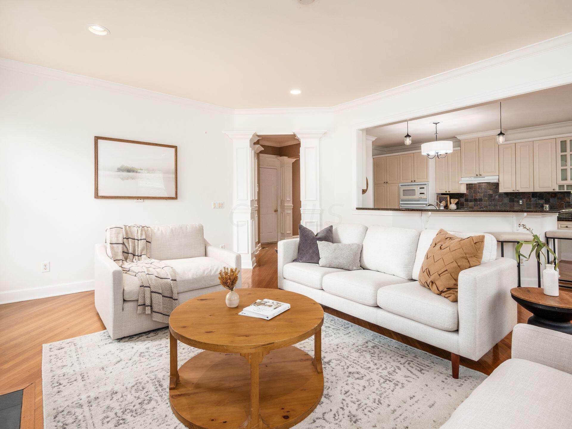 5075 Highland Lakes Avenue