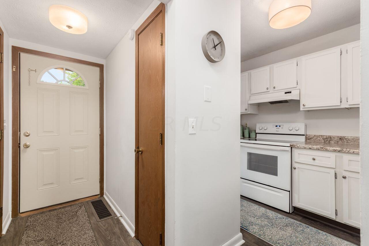 508 Foxtrail Circle W, 28