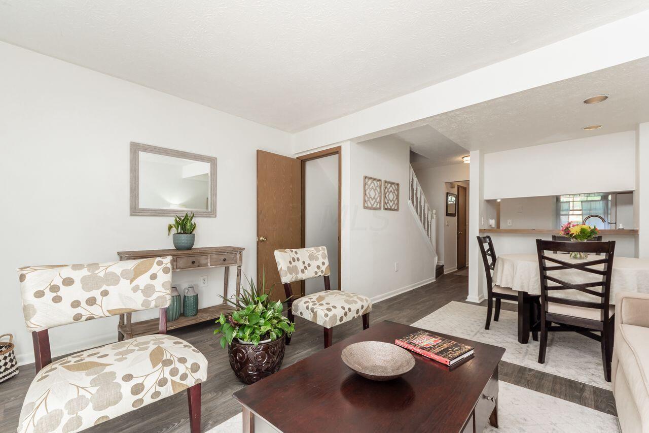 508 Foxtrail Circle W, 28