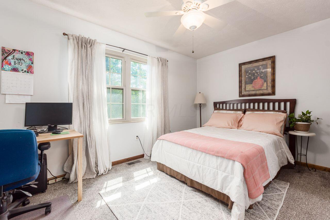 508 Foxtrail Circle W, 28