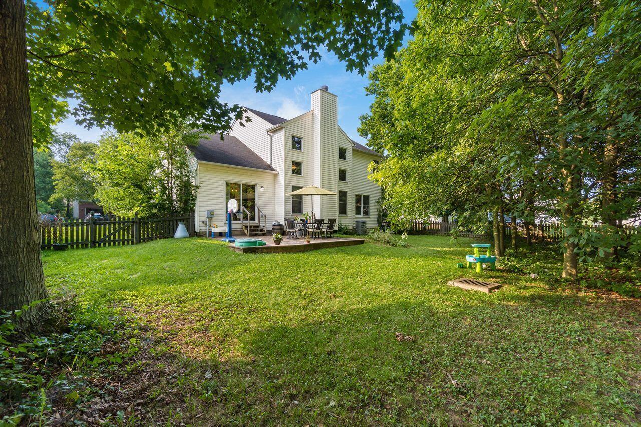 998 Gray Drive