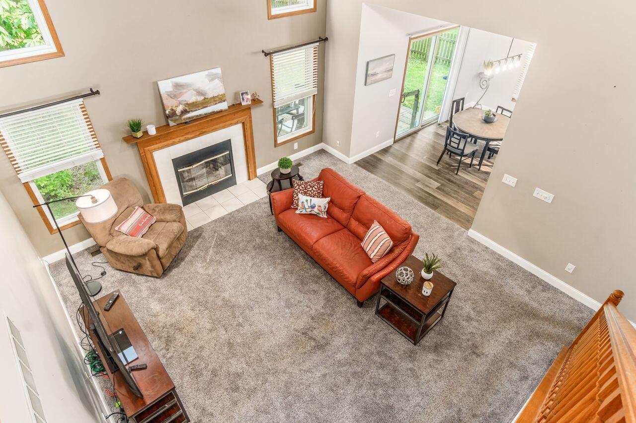 998 Gray Drive