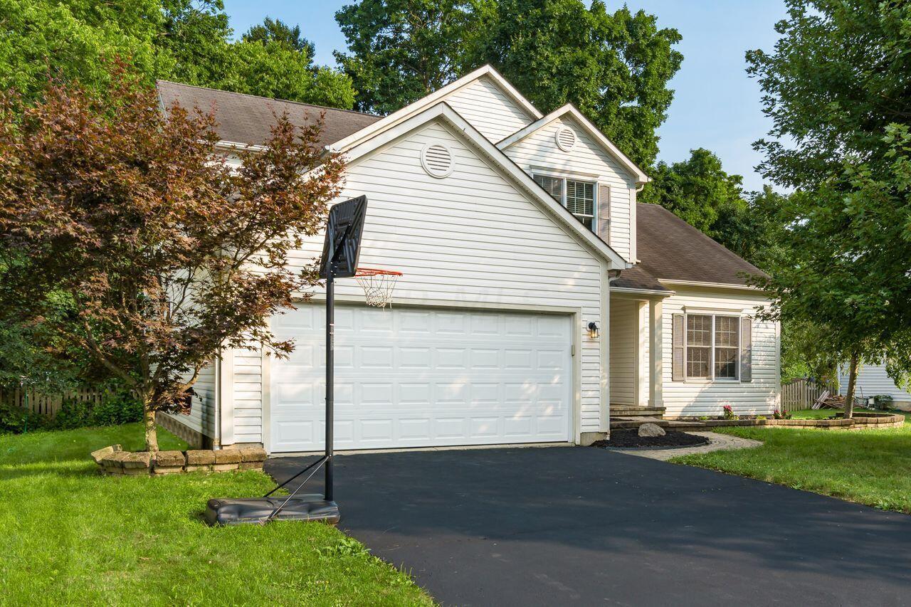 998 Gray Drive