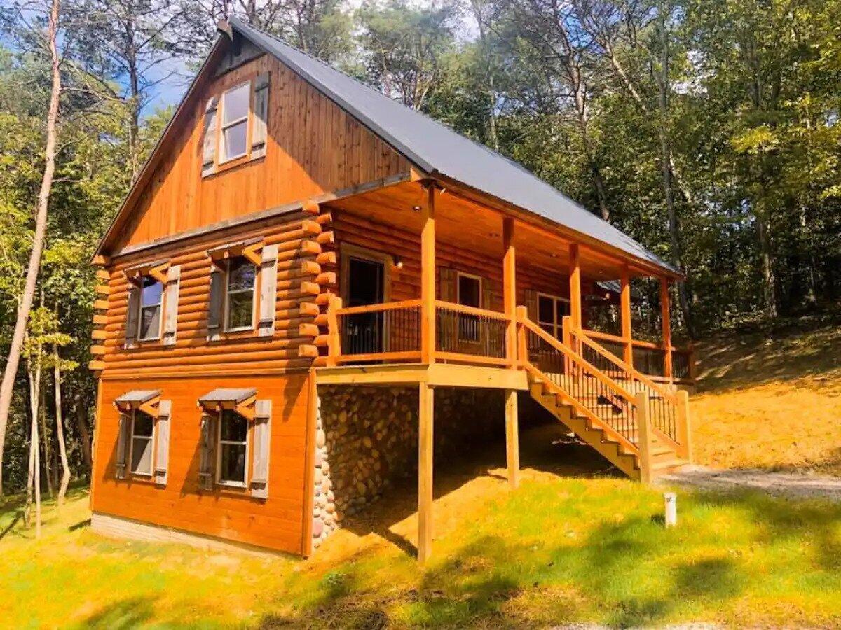15042 Pleasant Valley Road
