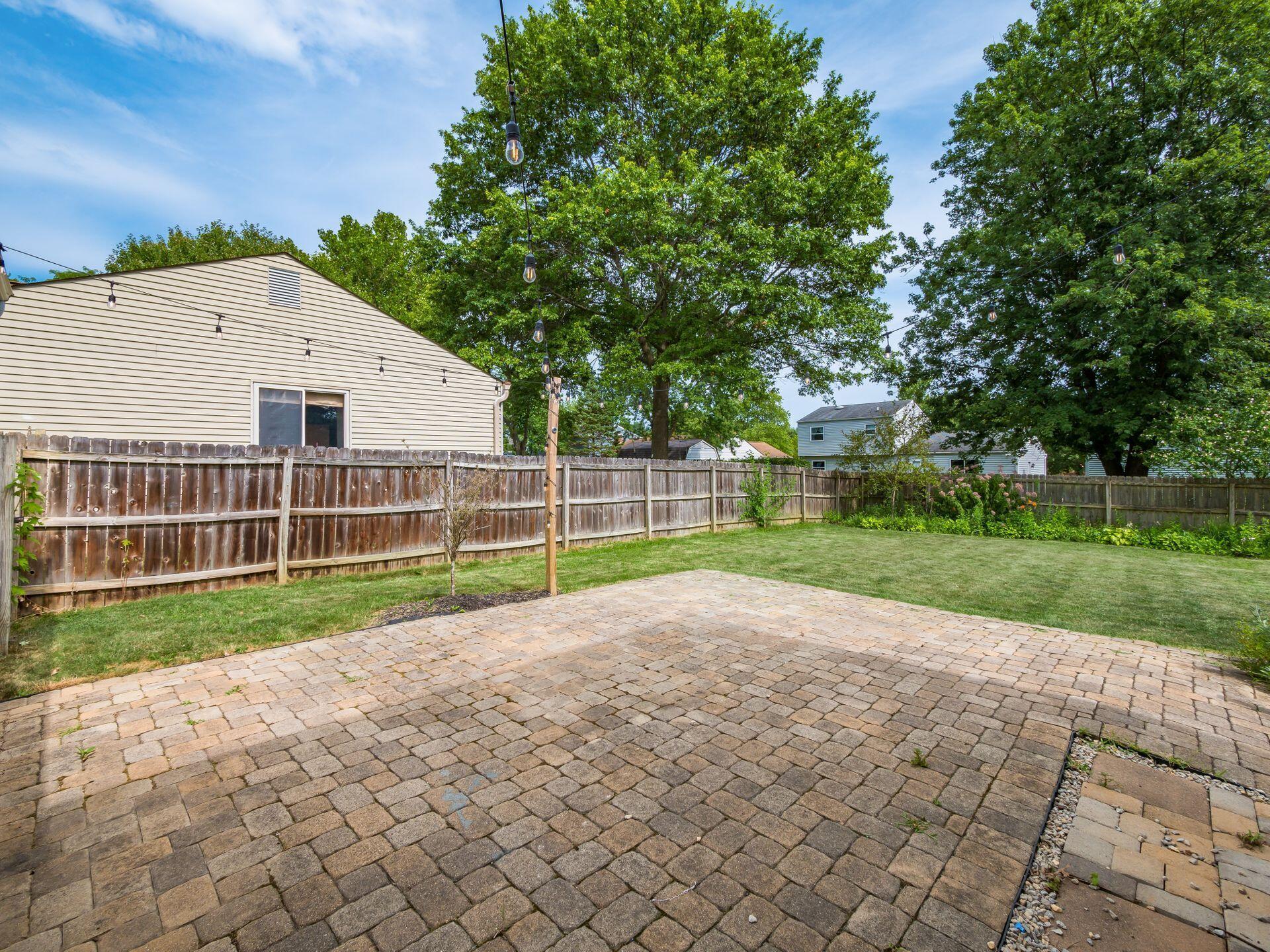 1905 High Ridge Place