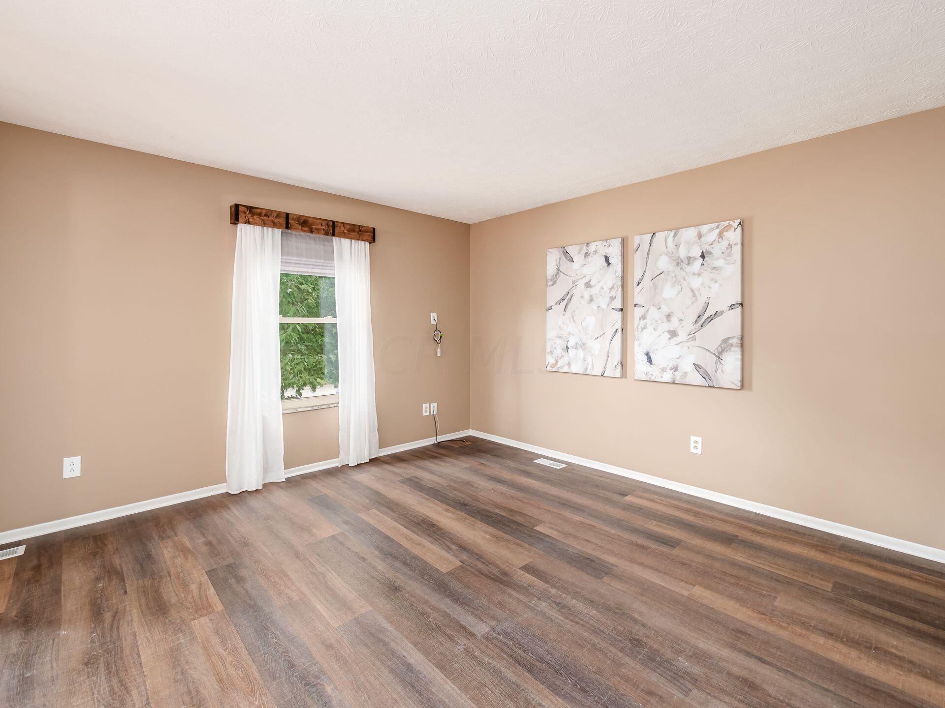 1905 High Ridge Place