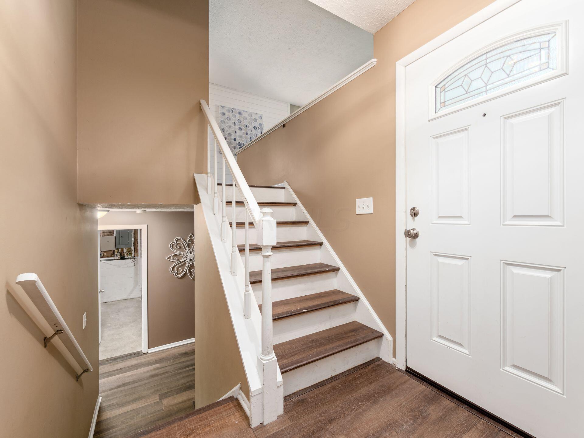 1905 High Ridge Place