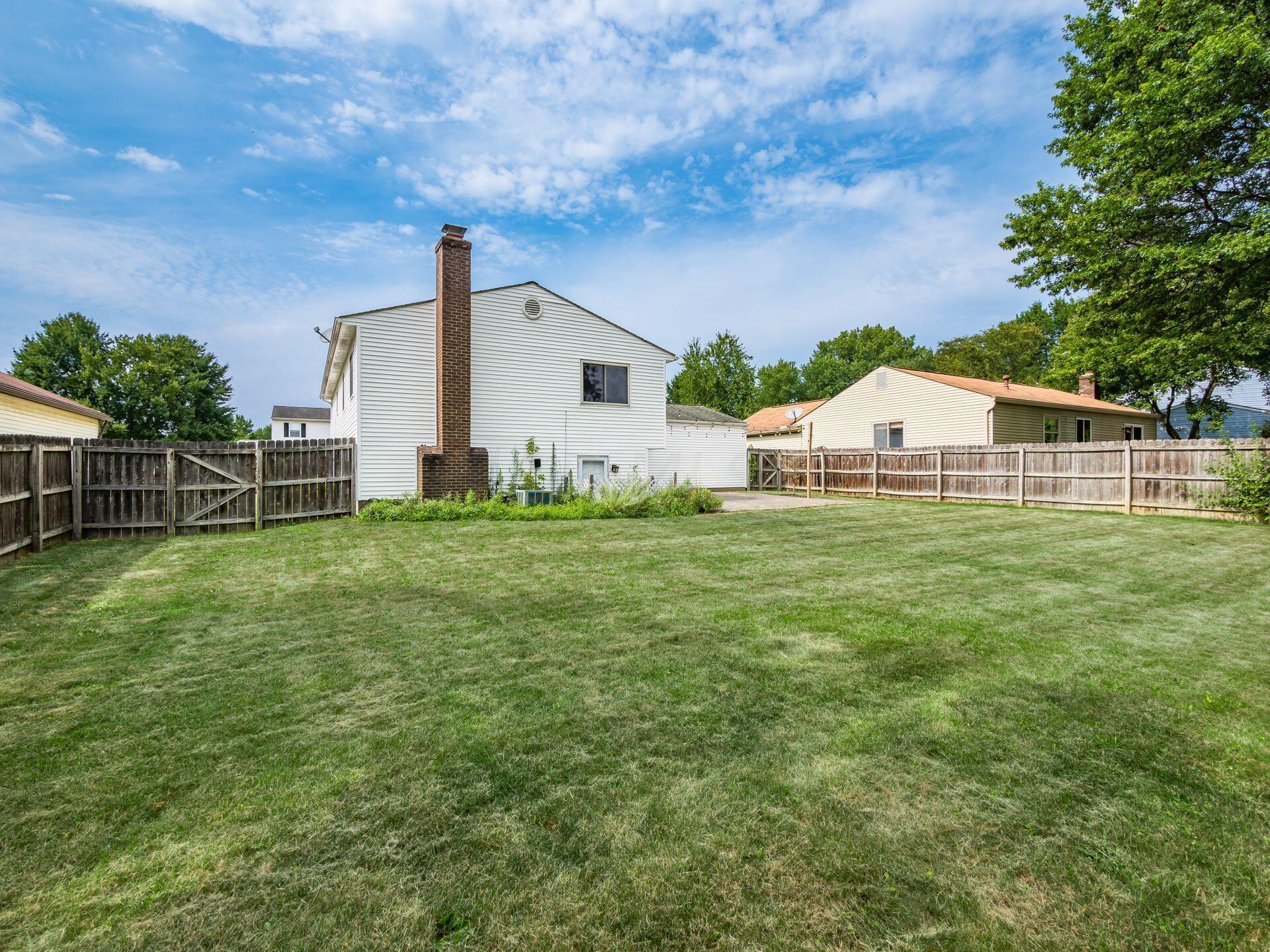 1905 High Ridge Place